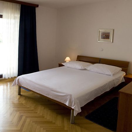 Pucisca Villa Postira Kültér fotó
